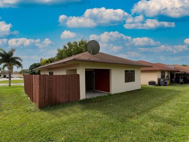 4799 Luqui Ct, West Palm Beach, FL 33415 - photo 3