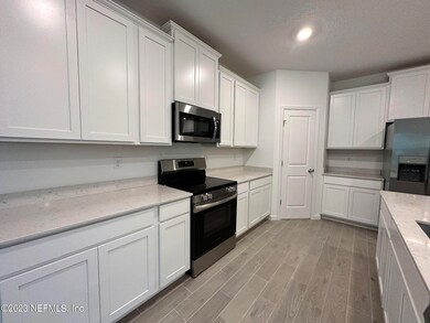 159 Lake Sinclair St, Saint Augustine, FL 32084 - photo 3