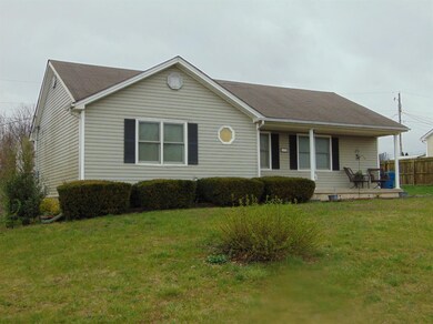 1030 Ravenwood Dr, Lawrenceburg, KY 40342 - photo 3