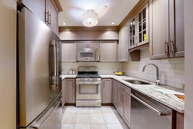 111 W 8th St unit C, Boston, MA 02127 - photo 7