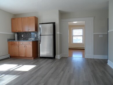 17 Sewall St unit 3, Somerville, MA 02145 - photo 3