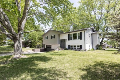 38 Camrose Green, Maryville, IL 62062 - photo 2