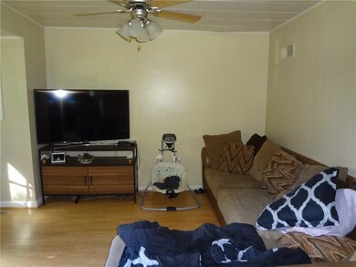 1005 66th St, Windsor Heights, IA 50324 - photo 3