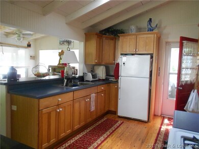 1583 Robin Hood Ln, Roach, MO 65787 - photo 4