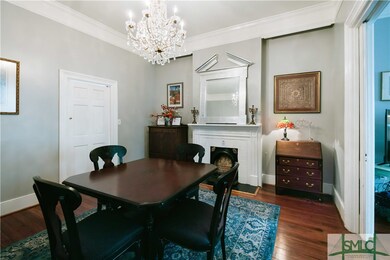 316 E Harris St, Savannah, GA 31401 - photo 4