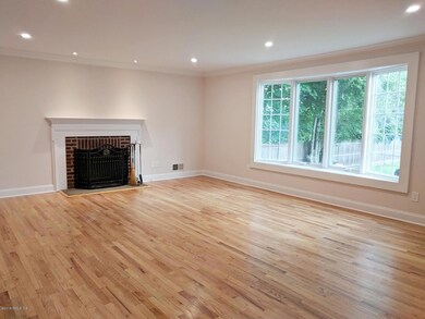 96 Valley Rd unit 6, Cos Cob, CT 06807 - photo 6