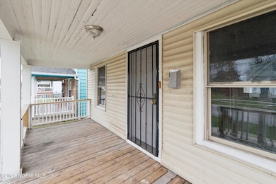 06-1004 Waverly Ave Toledo-Windowstill