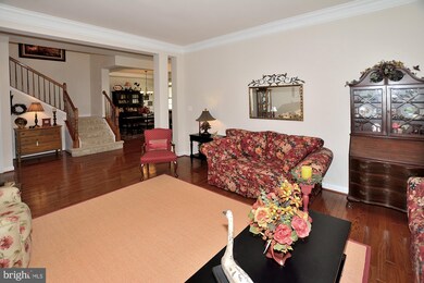 4531 Hummingbird Ln, Fairfax, VA 22033 - photo 6