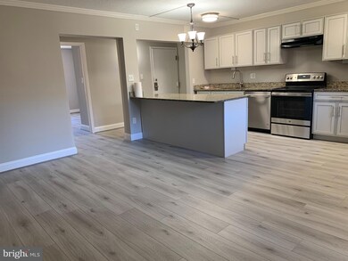 2234 Castle Rock Square unit 12C, Reston, VA 20191 - photo 4