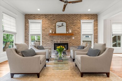 804 Waverly St, Houston, TX 77007 - photo 4