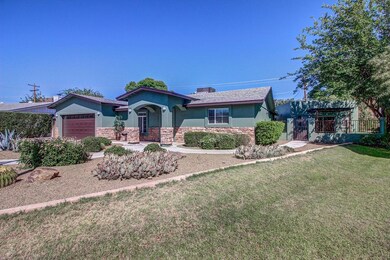 3819 N 43rd St, Phoenix, AZ 85018 - photo 2