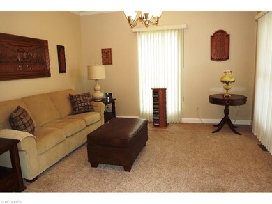 Dining Room 13x13This dining room has beautiful pl
