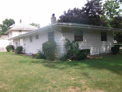 1101 Laurel St, Elkhart, IN 46514 - photo 5