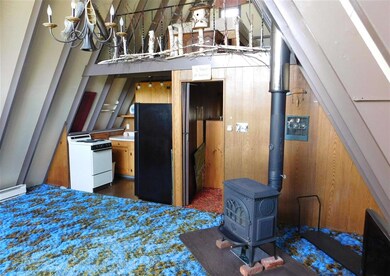 148 Chapel Hill Rd, Wentworth's Location, NH 03579 - photo 2