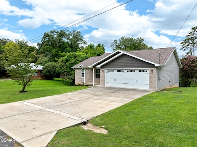 1441 Cherokee Cir, Sevierville, TN 37862 - photo 2