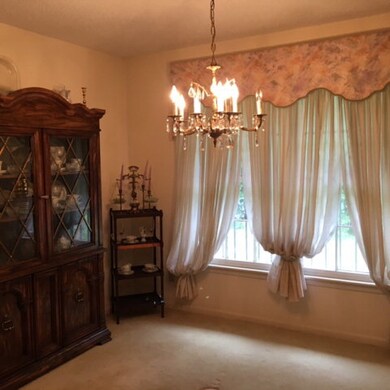 Formal Dining