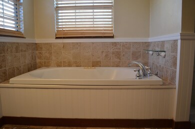 2911 Sea Oaks Loop, Perry, FL 32348 - photo 4