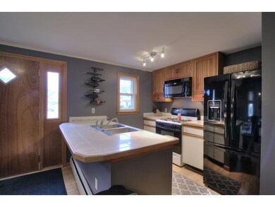 85 Ode Way unit 8, Manchester, NH 03103 - photo 6