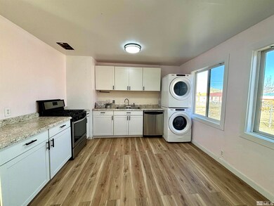 1053 S Bridge St, Winnemucca, NV 89445 - photo 6