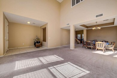 104-FrontRoom_1