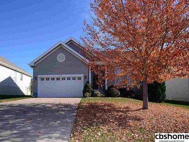 2105 Lakewood Dr, Papillion, NE 68046 - photo 2