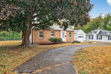 4010 Douglas Dr N, Minneapolis, MN 55422 - photo 2