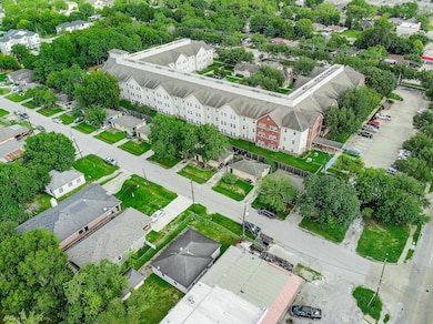 3821 Mount Pleasant St, Houston, TX 77021 - photo 4