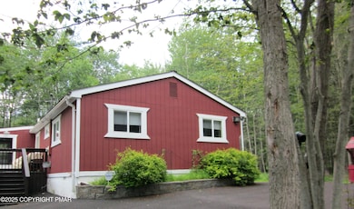 323 Orono Dr, Pocono Lake, PA 18347 - photo 5