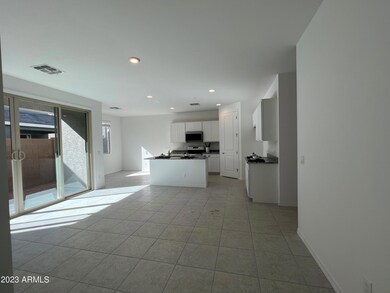 254.7 great and kitchen