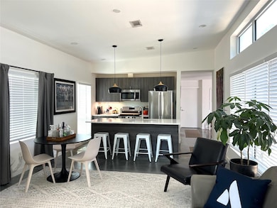 1159 Perry Rd unit A, Austin, TX 78721 - photo 4