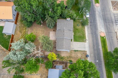 813 Finley Ln, Craig, CO 81625 - photo 5