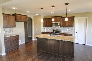 614 N Montclair Way, Nixa, MO 65714 - photo 6