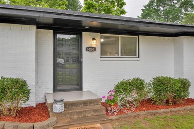 1404 W Day St, Denison, TX 75020 - photo 4