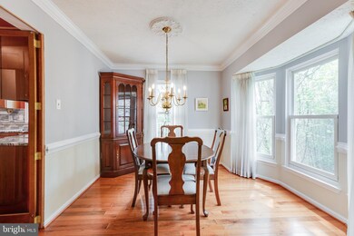 15103 Swiss Stone Ct, Burtonsville, MD 20866 - photo 5