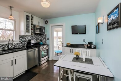 5557 Gayland Rd, Halethorpe, MD 21227 - photo 5