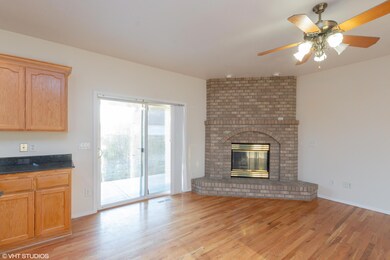 759 Meadowbrook Dr, Central Point, OR 97502 - photo 4