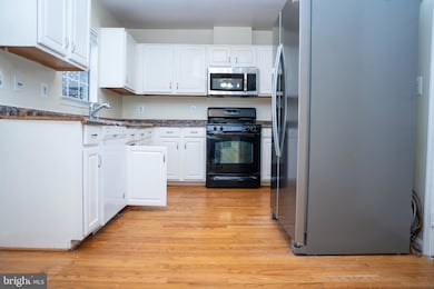 5156 Meeting Place, Woodbridge, VA 22193 - photo 5