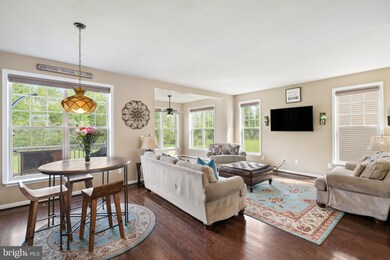 25274 Arrowroot Terrace, Chantilly, VA 20152 - photo 7