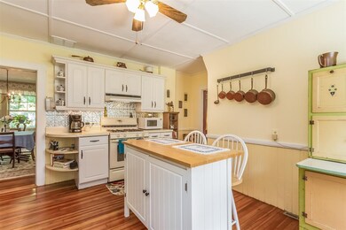 378 Charles Bancroft Hwy, Litchfield, NH 03052 - photo 7