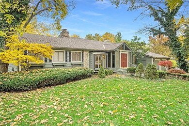 8239 Parkhill Cir, Lenexa, KS 66215 - photo 3