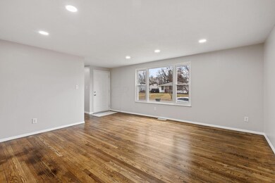 12-web-or-mls-2024-2-15 1403 Archmere Sq