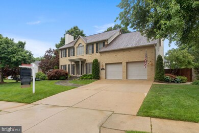 8312 Rampart Ct, Alexandria, VA 22308 - photo 3