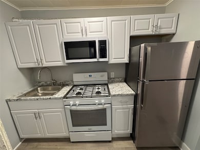 28 Lydia St, Binghamton, NY 13905 - photo 2