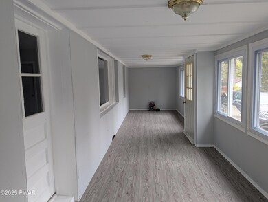 PXL_20251011_191619244