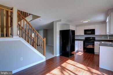 9409 Kings Grant Rd, Laurel, MD 20723 - photo 6