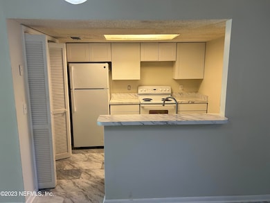 7603 Melissa Ct N, Jacksonville, FL 32210 - photo 5