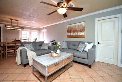 2318 Brea Crest St, Houston, TX 77093 - photo 5