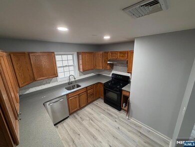 329 Fair St unit 331, Paterson, NJ 07501 - photo 4