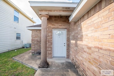 417 Mississippi St, Harlingen, TX 78550 - photo 2
