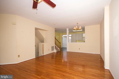 2508 Short Putt Ct, Crofton, MD 21114 - photo 3